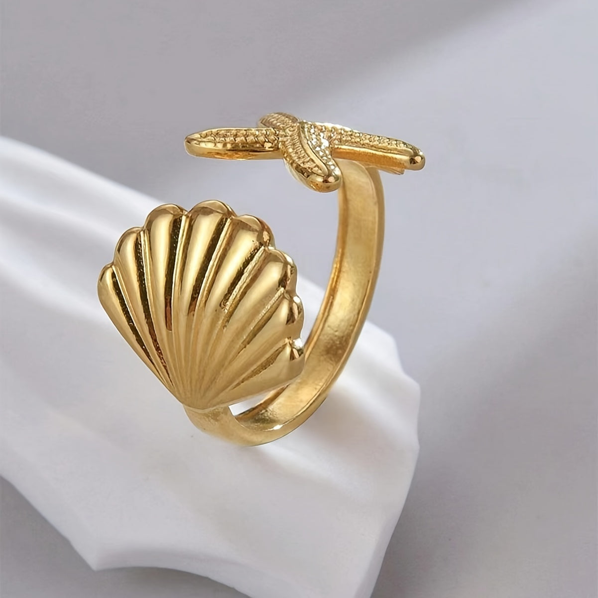 Coastal Gold-Tone Open Ring With Shell And Starfish
