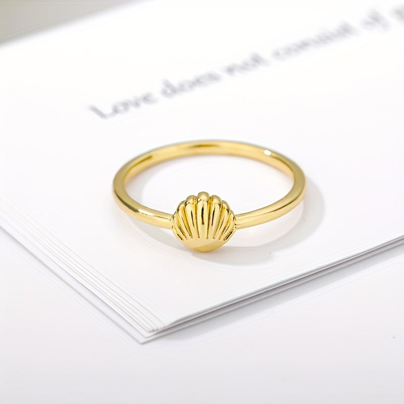 Gold Ribbed Shell Adjustable Ring