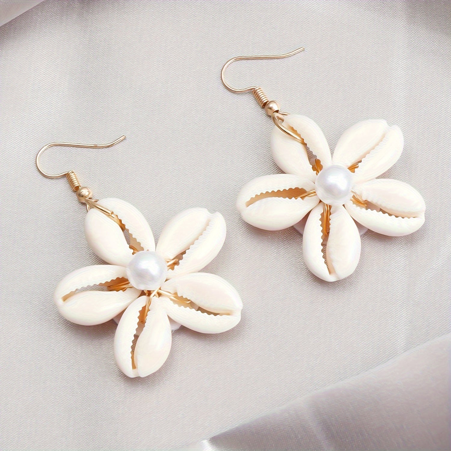 Bohemian Shell Flower Drop Earrings with Pearl