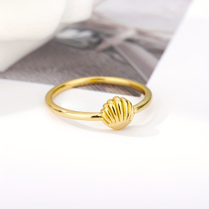 Gold Ribbed Shell Adjustable Ring