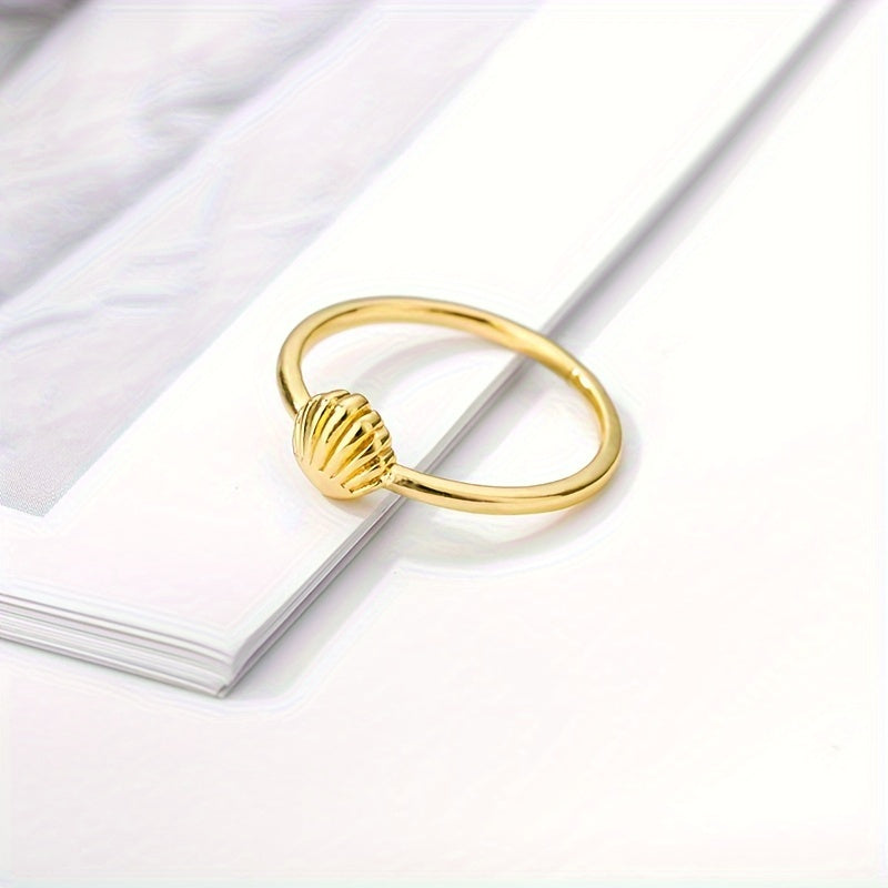 Gold Ribbed Shell Adjustable Ring