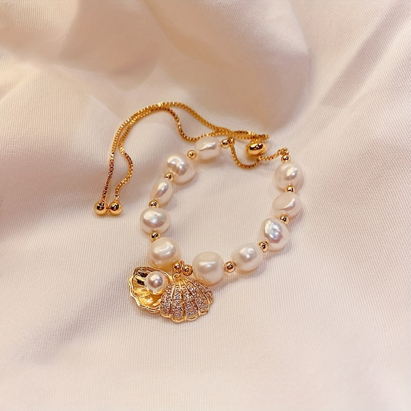 Adjustable Gold-Tone Baroque Pearl Bracelet with Pavé Heart
